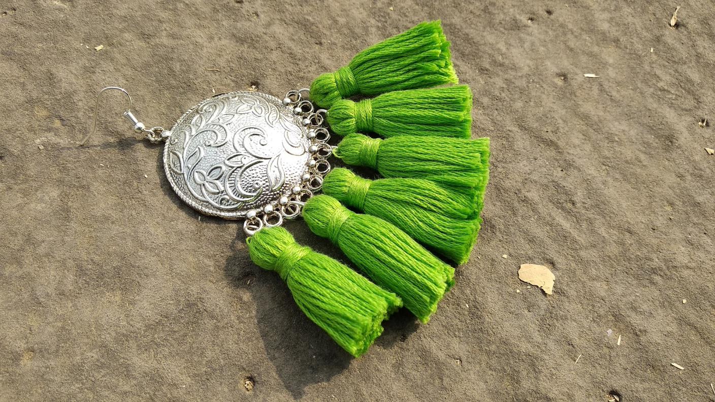 How to Make a Tassel with Embroidery thread Yazirwan Sewing